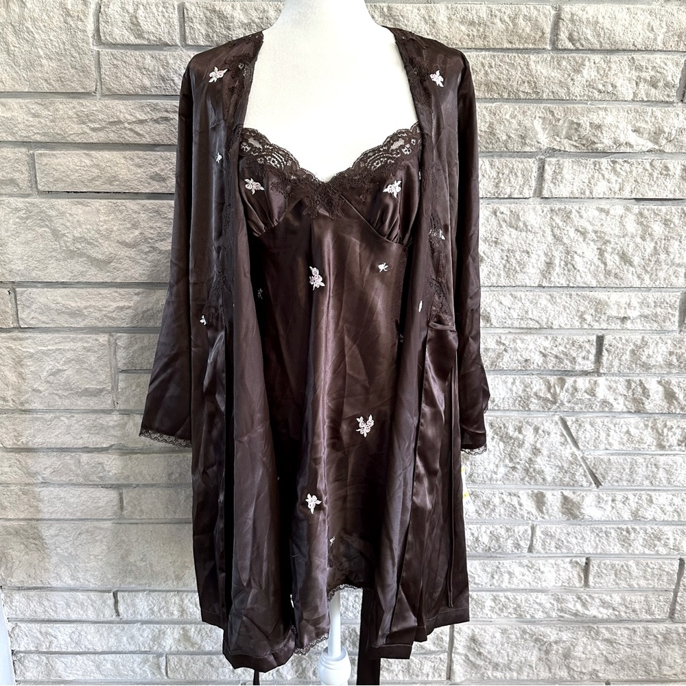Morgan Taylor intimates women M two-piece robe nightgown chocolate NWT